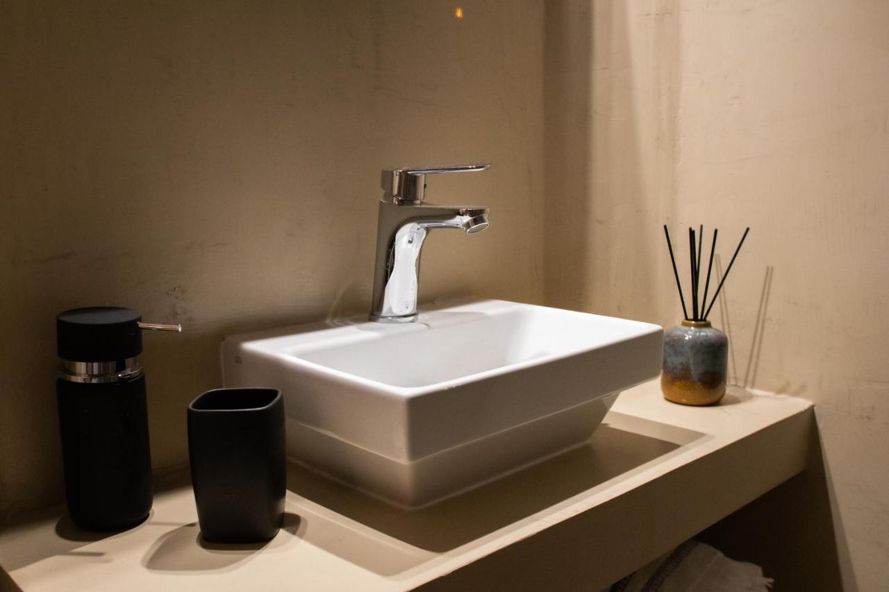 Langi Apartments Mesolóngion エクステリア 写真