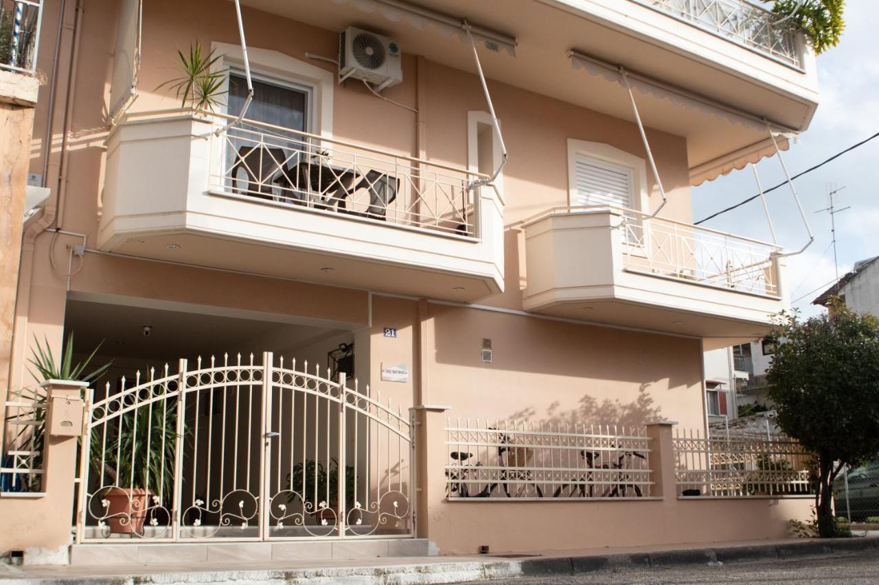 Langi Apartments Mesolóngion エクステリア 写真