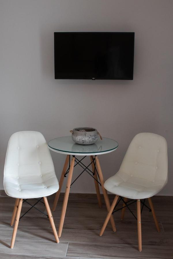 Langi Apartments Mesolóngion エクステリア 写真