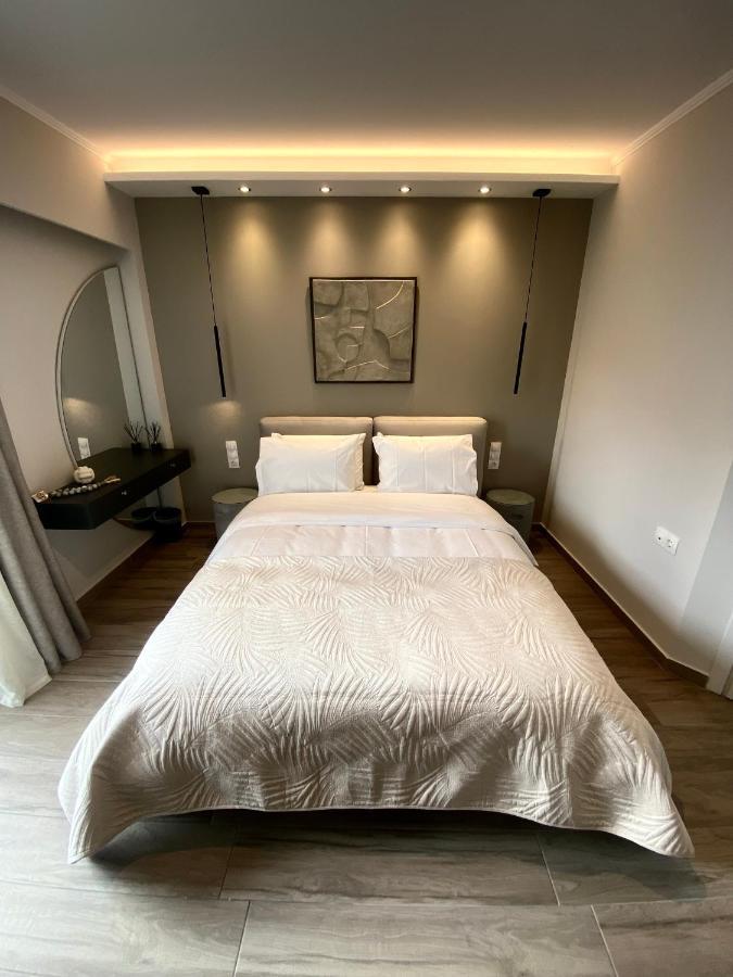 Langi Apartments Mesolóngion エクステリア 写真