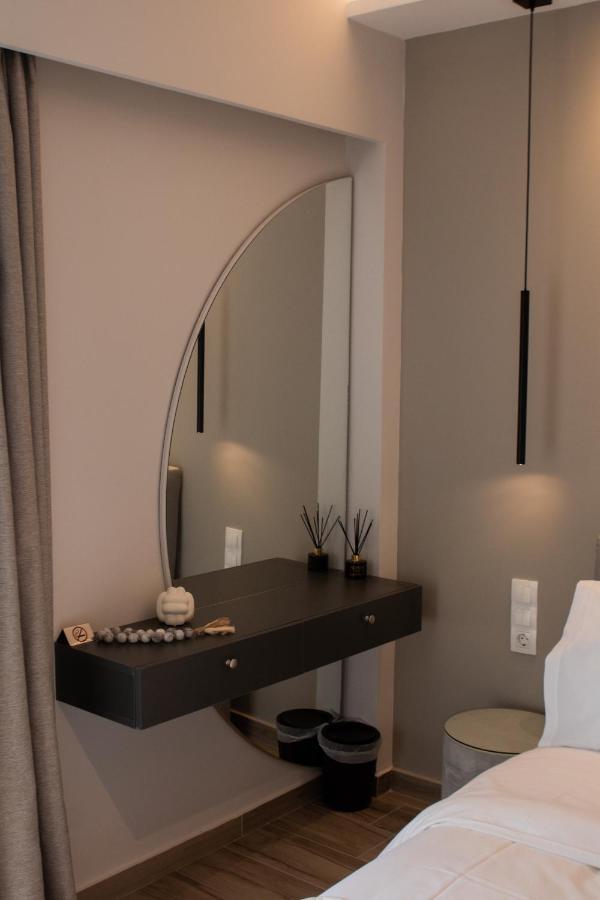 Langi Apartments Mesolóngion エクステリア 写真